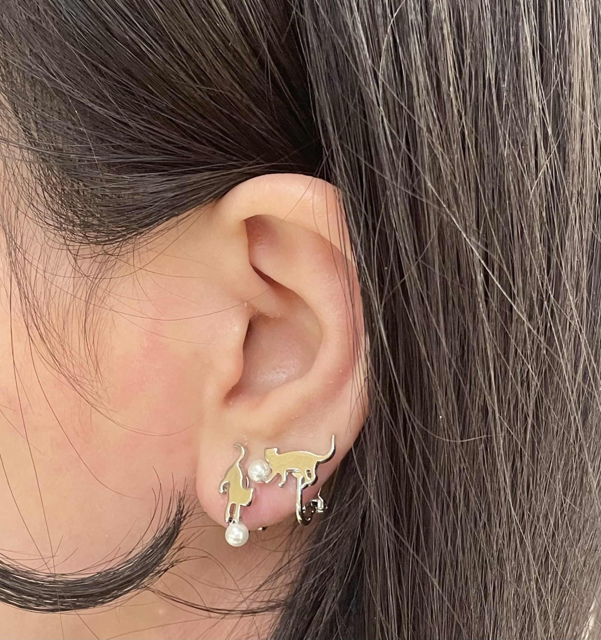 キャットアシンメトリーイヤリング