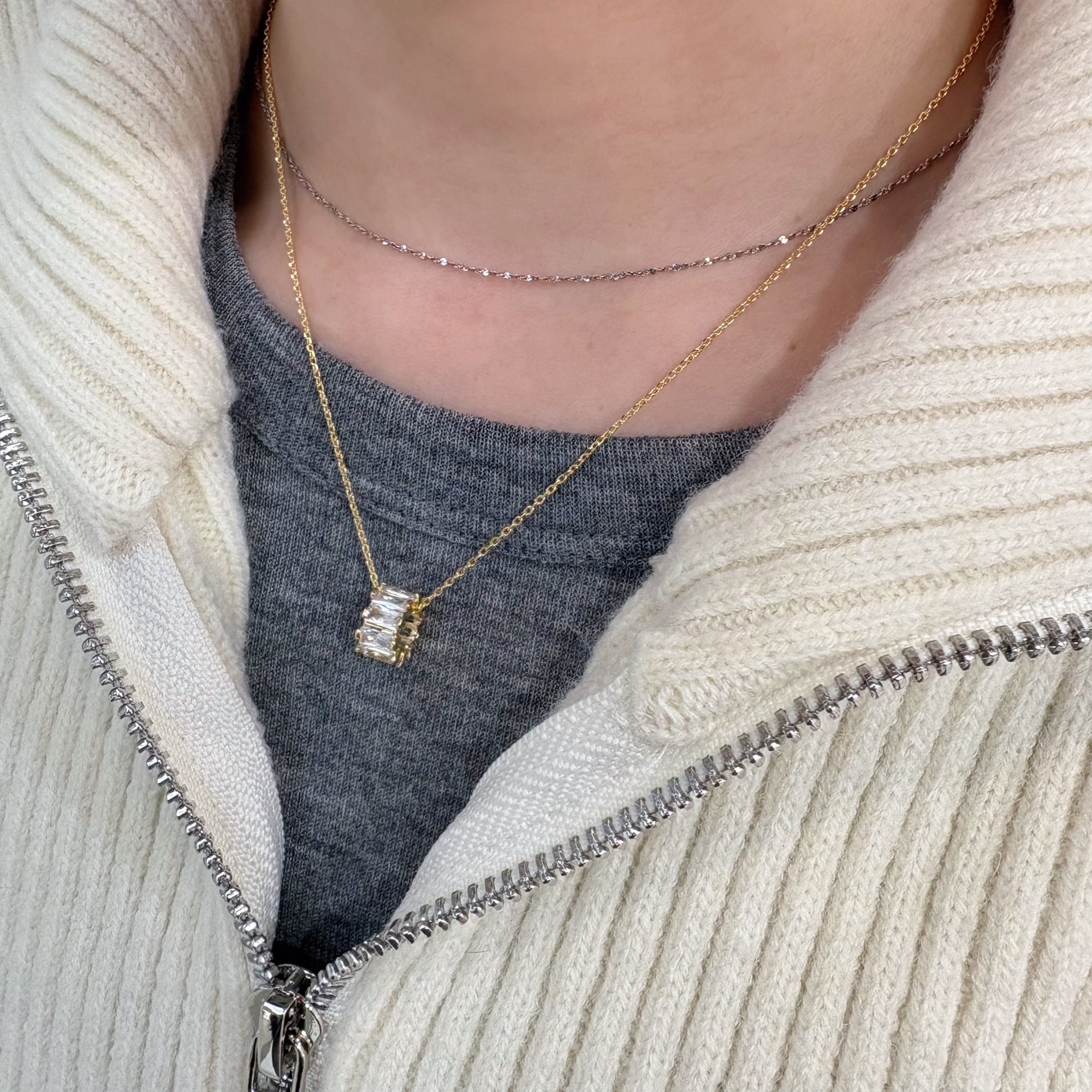 ビジュープチネックレス