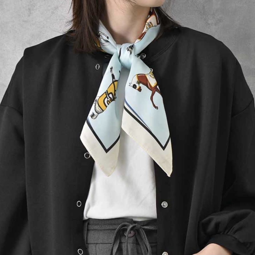 うま柄スカーフ