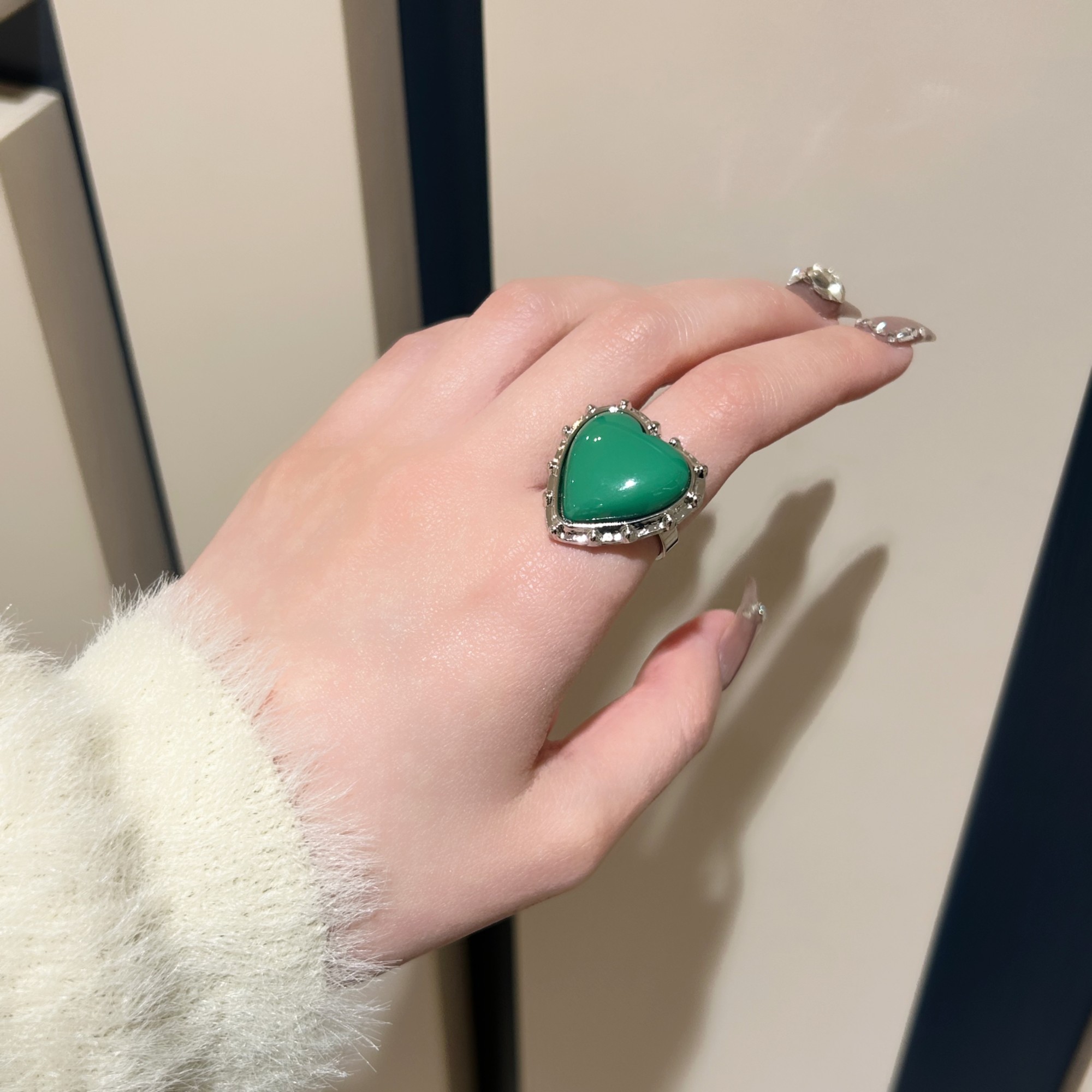 ハートアクリルリング