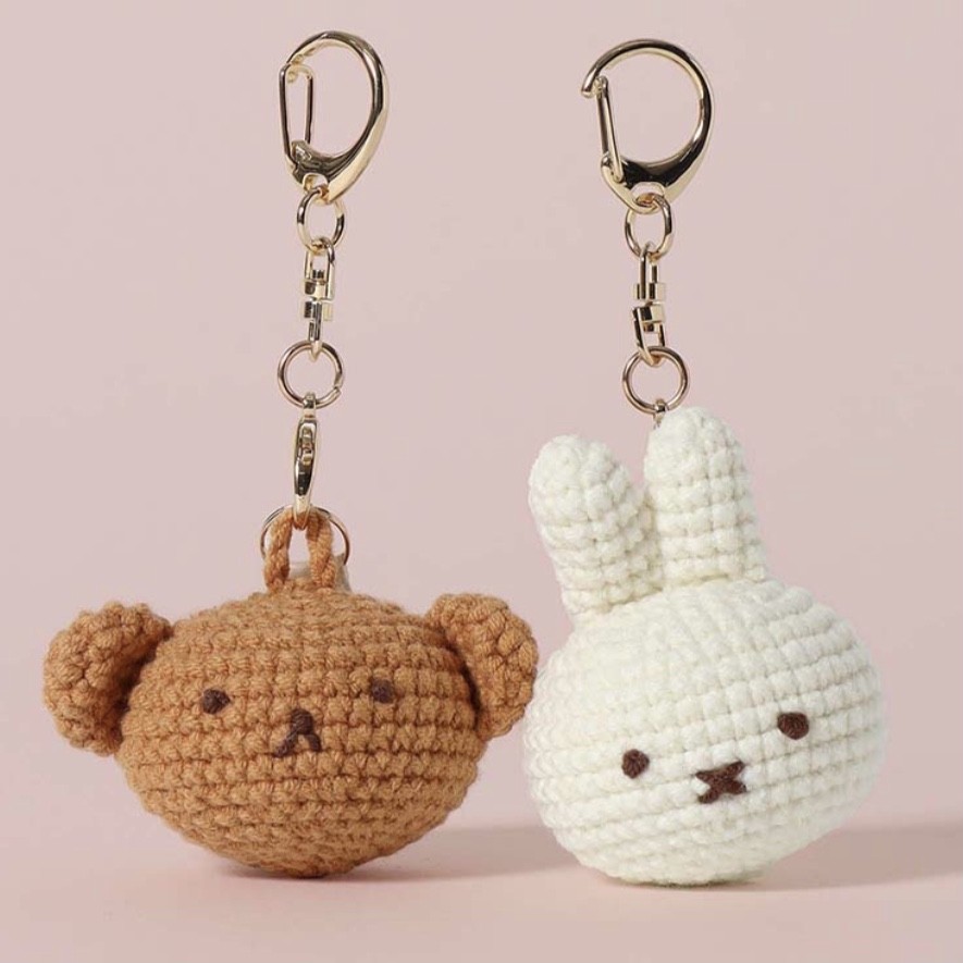 BRUNA KNITフェイスチャーム