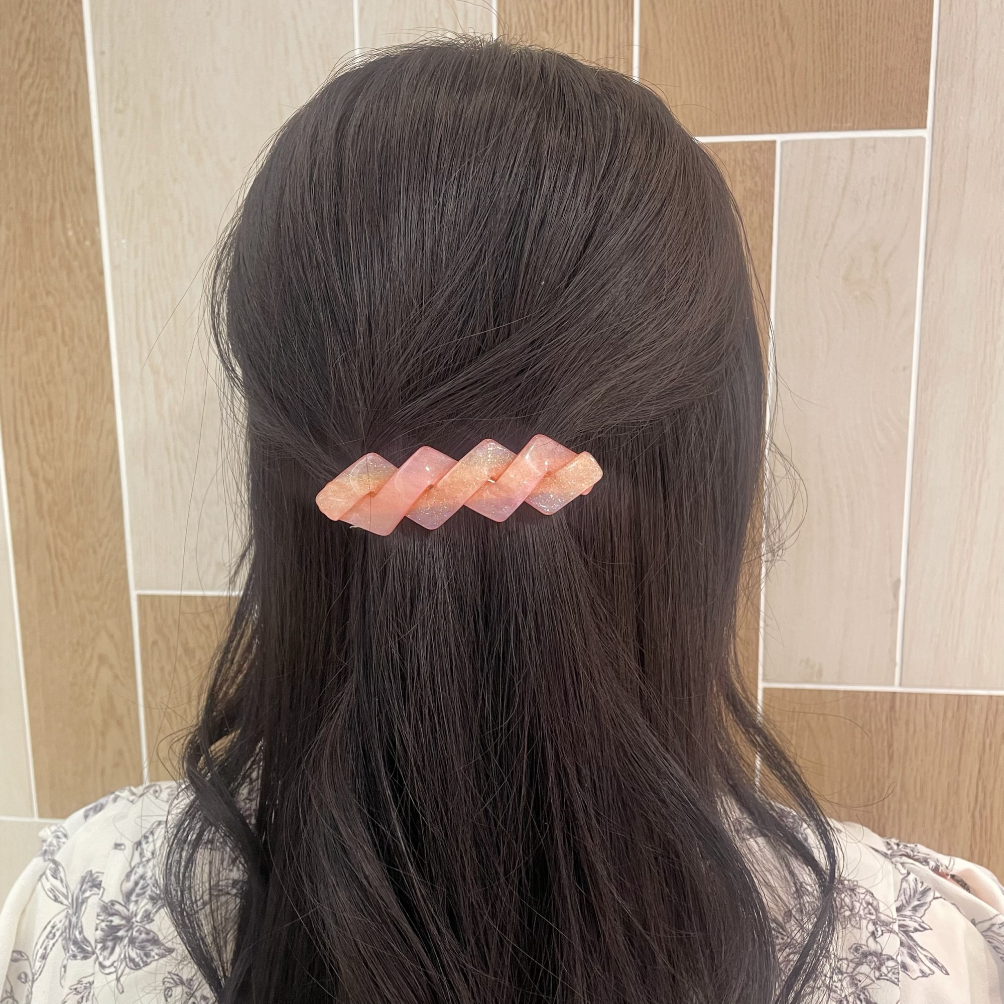カラーアクリルバレッタ